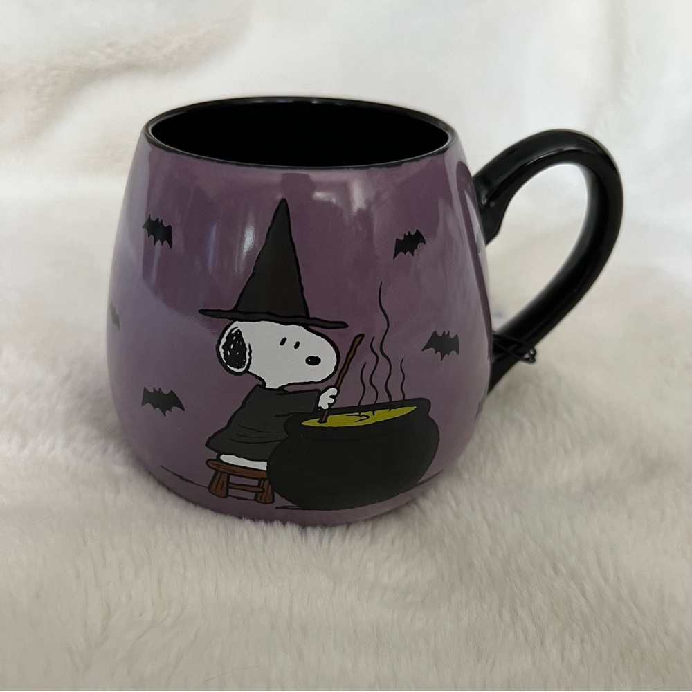 Snoopy Hocus Pocus Mug NWT - Picture 2 of 5